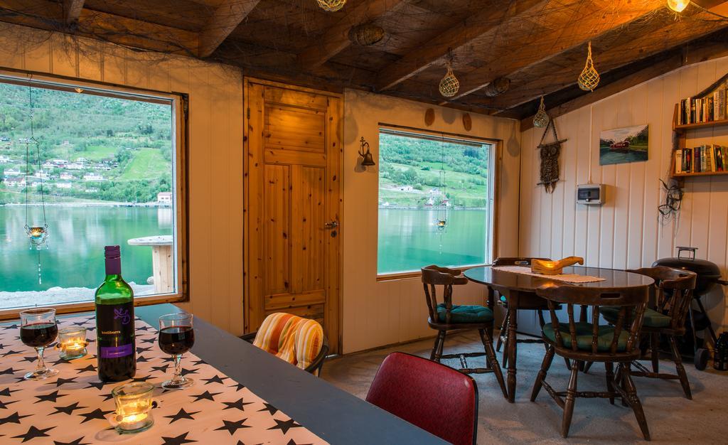 Nesset Fjordcamping Olden Exterior foto