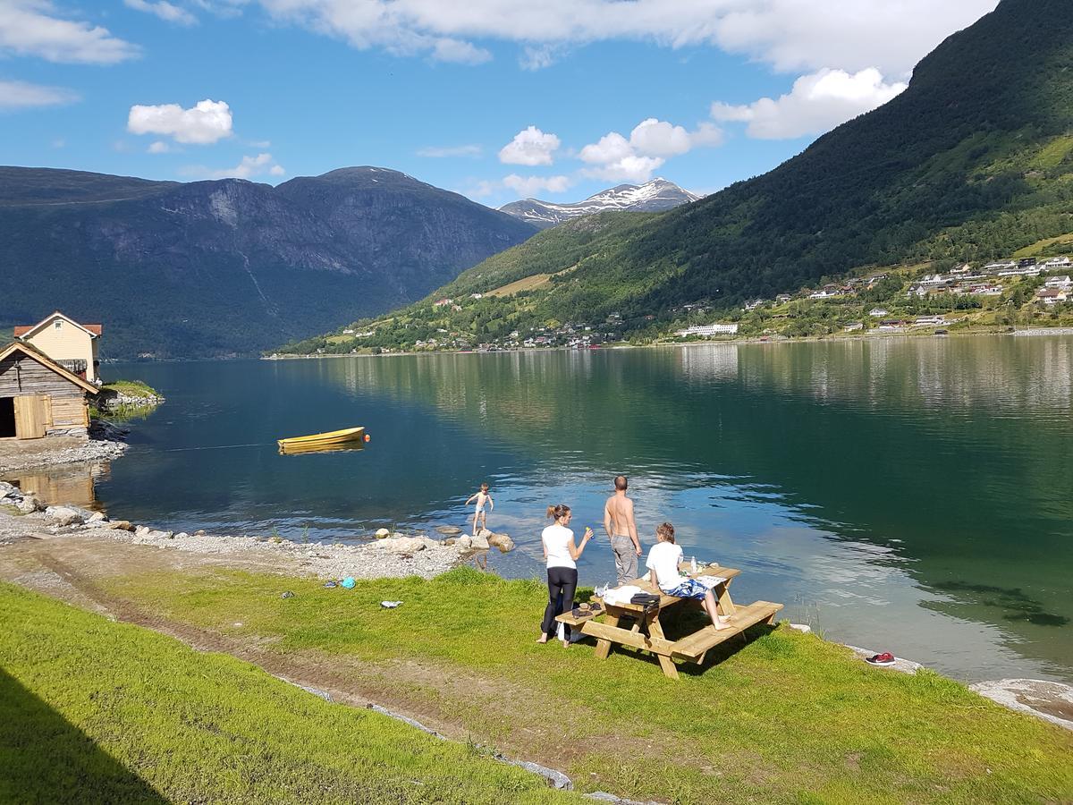 Nesset Fjordcamping Olden Exterior foto