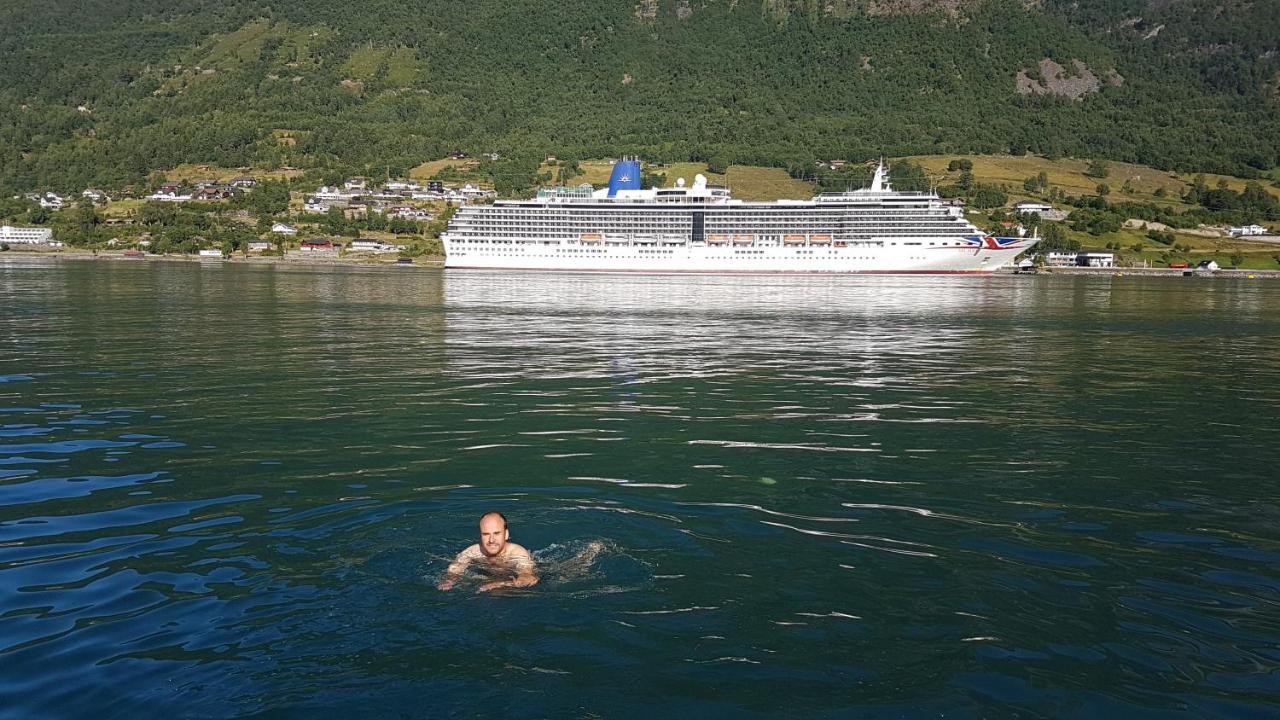 Nesset Fjordcamping Olden Exterior foto